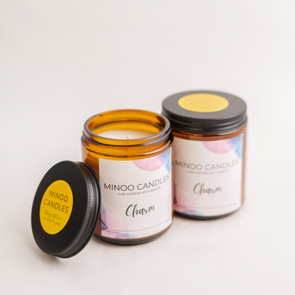 Handmade scented candle in jar with lid. Fragrance of freshness, powdery and woody and amber oakmoss. Bespoke candles of UAE at minoocandles dot com